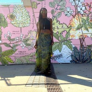 Meet your Posher, Golda